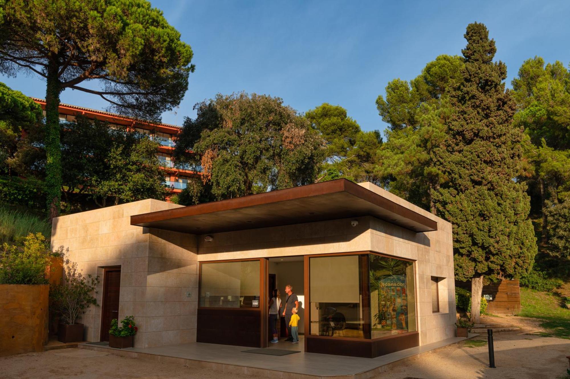 Albamar Apartaments Lloret de Mar Kültér fotó